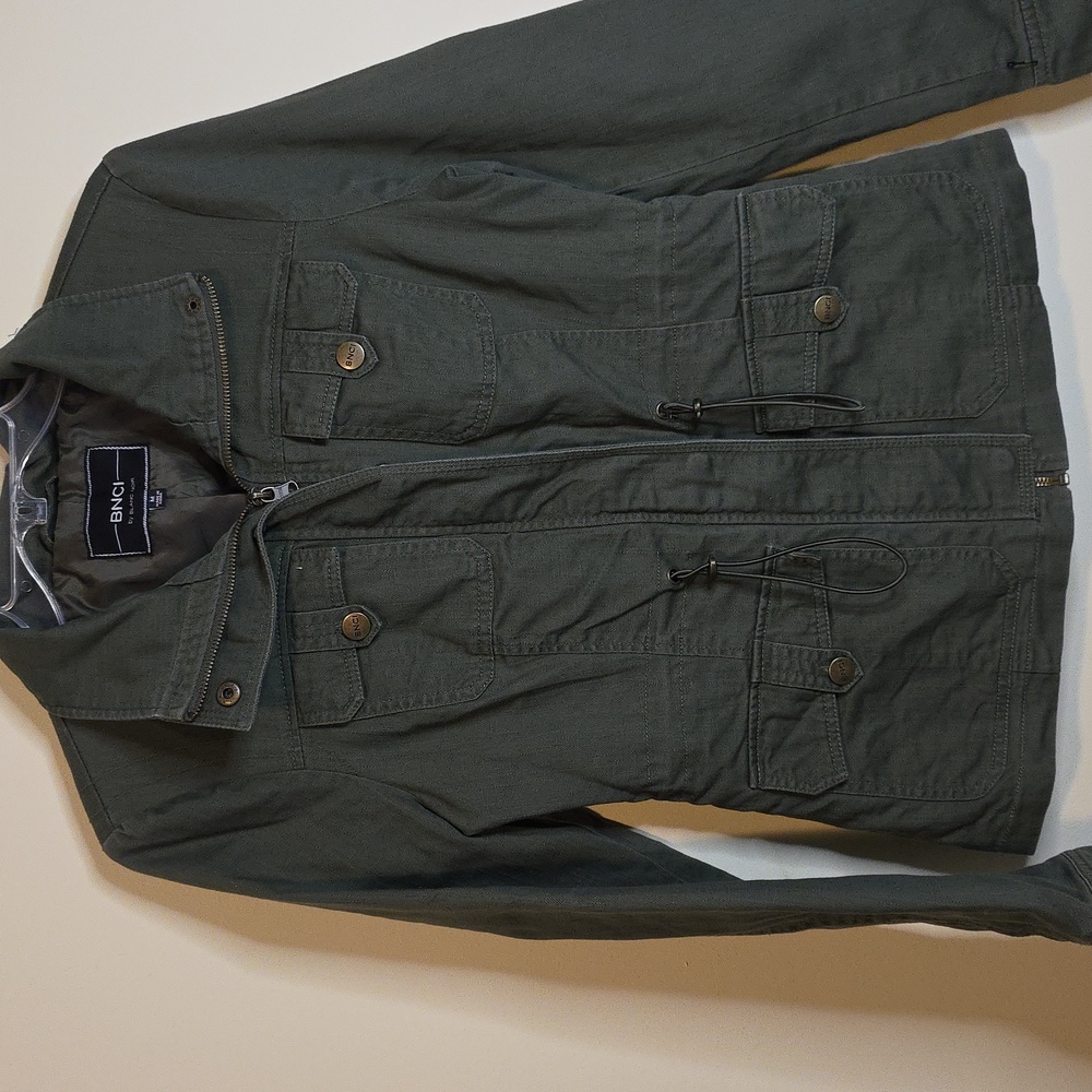 Women's Green Utility Jacket.  Adjustable Waist. Cute Pockets. Size Med